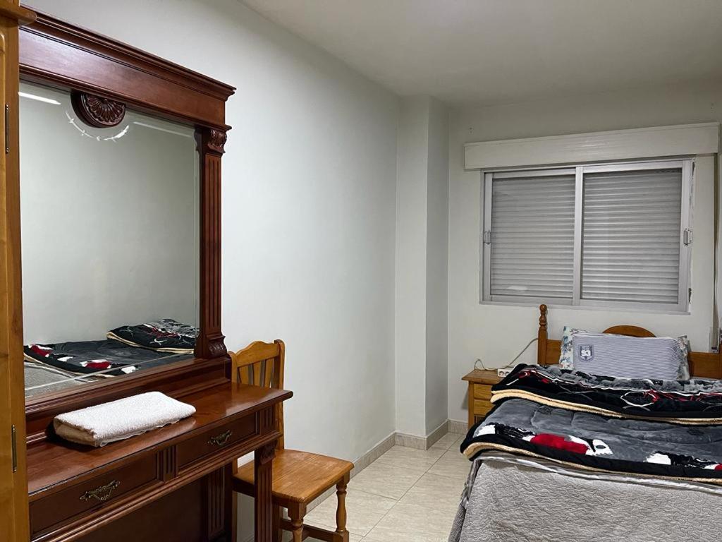 Habitacion Individual En Granada Exteriér fotografie
